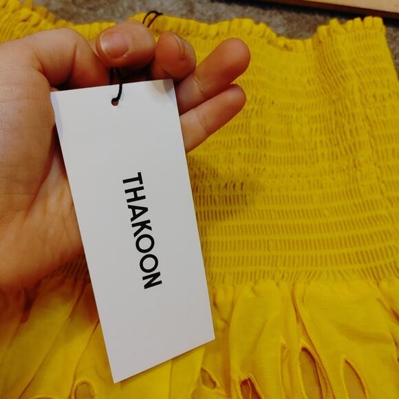 Thakoon Smocked Eyelet Mini Skirt Yellow Size 2 Cute Summer Preppy Happy NWT - Picture 5 of 9